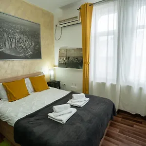  Appartamento Old Center Universitate Coltea - Cav9 Romania